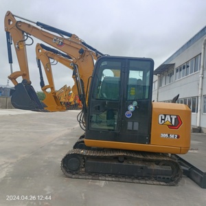 Miniexcavadora CAT 305.5E2 2023, pocas horas, buen rendimiento, 5.5 toneladas, con cucharón de excavación de 0.22m³ de capacidad, excavadora de cadenas usada. - Product Image 2