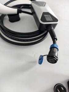 Cargador Portátil <span class=keywords><strong>para</strong></span> Vehículos Eléctricos con NEMA 5-15P NEMA 14-50P, Estación <span class=keywords><strong>de</strong></span> <span class=keywords><strong>Carga</strong></span> Portátil <span class=keywords><strong>para</strong></span> Vehículos Eléctricos <span class=keywords><strong>de</strong></span> CA, 7KW Tipo 2, Diseño Compacto, Cable <span class=keywords><strong>de</strong></span> 5m - Product Image 3