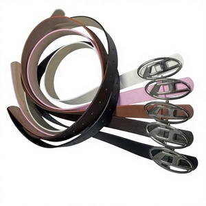 <span class=keywords><strong>Cintura</strong></span> Decorativa Vintage Trendy con Bottone a Pressione in Lega a Forma di D e Cinturino in PU per <span class=keywords><strong>Uomo</strong></span> e Donna, Lunghezza 105cm, Moda Casual - Product Image 2