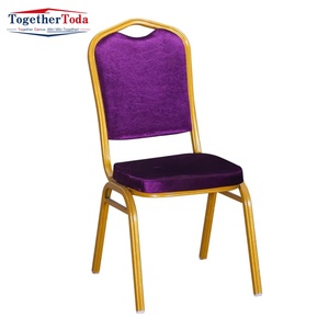 Chaises empilables et élégantes en métal doré pour restaurants et banquets de mariage, idéales pour hôtels et événements (vente en gros) - Product Image 1
