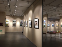 Panneaux d'affichage mobiles en aluminium pour salles d'exposition de musées, cloisons pliables modernes pour salles de conférence et restaurants