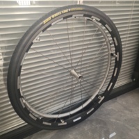 Roues arrière de fauteuil roulant sport de 24 pouces avec rayons en alliage de titane, jante en aluminium, pneus en caoutchouc gonflables, roue de fauteuil roulant de course