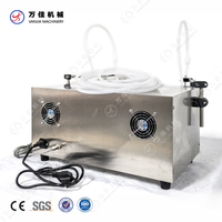 Remplisseur de liquide à pompe magnétique semi-automatique à 2 buses Remplisseur d'huile essentielle de jus de boisson Sauce soja Machine de remplissage de bouteilles d'eau