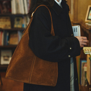 2025 bolsos de moda para mujer joven Retro grande blanco Pu cuero Hobo bolso de mujer axila Casual gamuza bolso de hombro <span class=keywords><strong>Shopper</strong></span> - Product Image 2