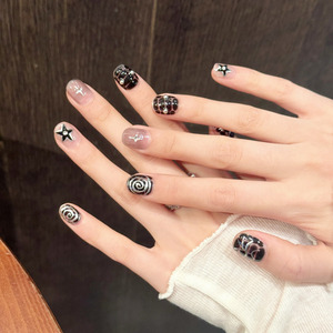 Diseño # 3218 Nuevo Juego de 10 <span class=keywords><strong>Uñas</strong></span> Postizas Hechas a Mano, Cortas y Redondas, Estilo Punk Y2K, <span class=keywords><strong>Color</strong></span> Negro Plateado Metálico, Puntas de <span class=keywords><strong>Uñas</strong></span> de Alta Calidad - Product Image 2