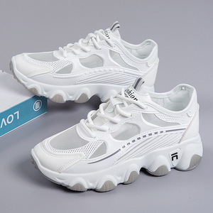Tige en maille respirante - Nouveau style tendance pour le printemps et l'été 2026. Semelle plate et épaisse. Polyvalent et adapté aux occasions décontractées - Product Image 2