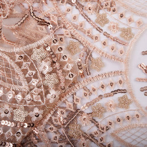 قماش دانتيل مطرز بتصميم أنيق ولامع وقابل للتنفس لفساتين الزفاف، متوفر بالجملة من المصنع - Product Image 1