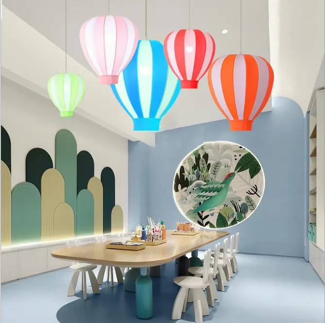 Nouveau terrain de jeu enfants chambre à air chaud ballon lumières maternelle supermarché centres commerciaux montgolfière lustre