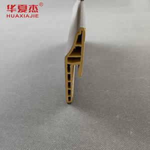 <span class=keywords><strong>Plinthe</strong></span> en WPC laminée au design moderne <span class=keywords><strong>Plinthe</strong></span> moulée de décoration intérieure durable et étanche - Product Image 4