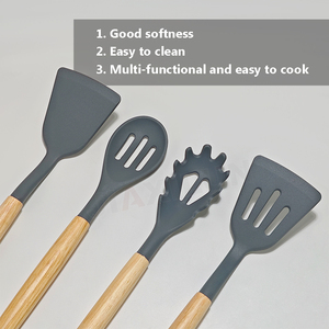 Ensemble d'ustensiles de cuisine en <span class=keywords><strong>silicone</strong></span> durable personnalisé de 12 pièces avec manches en <span class=keywords><strong>bois</strong></span>, spatule et outils de mélange, <span class=keywords><strong>couleur</strong></span> et logo personnalisés - Product Image 6