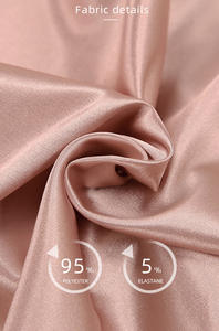 طقم نسائي فاخر من 3 قطع من الحرير ببيامات نسائية - Product Image 6