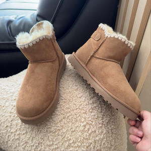 Nouvelles bottes d'hiver pour femmes, fourrées, chaudes, rembourrées, décontractées, courtes, en laine tricotée, en coton, à semelle plate, couleur unie - Product Image 2