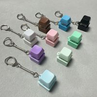 Porte-clés anti-stress lumineux en forme de bouton de clavier coloré, breloque de sac, vente en gros personnalisée
