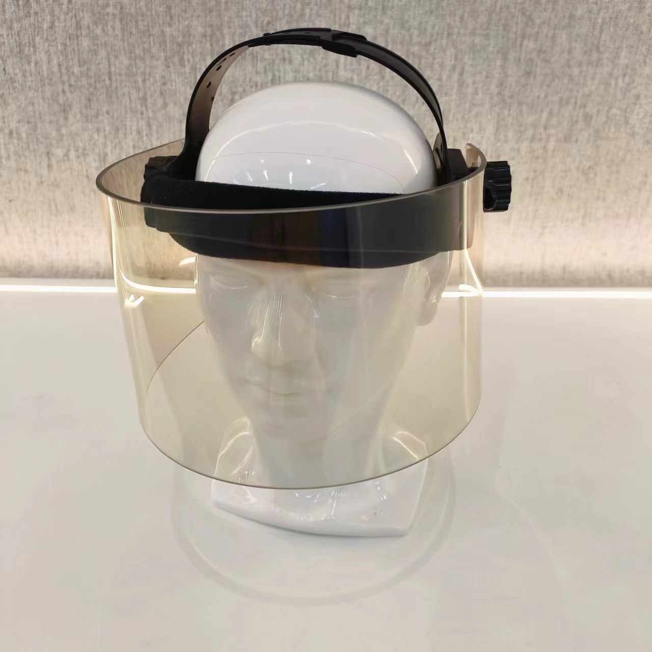 Transparent &amp; noir