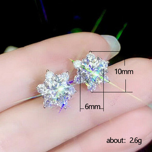 Nuovi Orecchini a Perno con Fiore di Cristallo, Eleganti Gioielli da Donna di Tendenza Stile Celebrità - Product Image 3