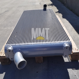 Radiateur pour tracteur sur chenilles D7 D8T C15 D8R - Références 568-7774, 498-0712, 5687774, 4980712 - Product Image 3