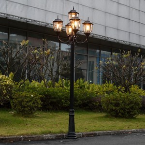 Lampadaire de jardin extérieur en fer avec abat-jour en verre LED, lumière blanc chaud 2700K, IP66, ampoule A19 non amovible, AC 220V, détecteur de mouvement, alimenté par énergie solaire - Product Image 4