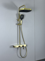 Ensemble de douche de luxe en or brossé avec étagère de rangement, robinet de douche 3 fonctions en laiton pour projets hôteliers et salles de bain