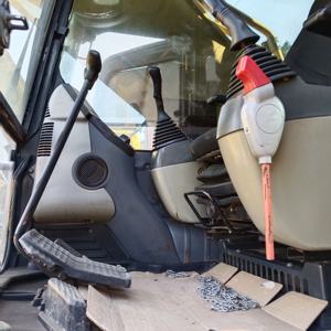 Excavatrice sur chenilles Komatsu PC400 d'occasion durable haute puissance Japon Composants de pompe à moteur à noyau de machine de construction robuste - Product Image 6