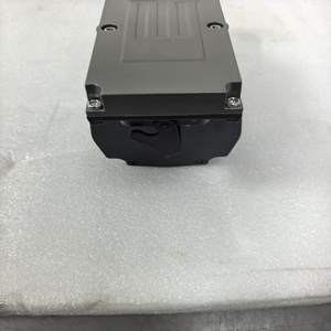 SH31402P02A2000 มอเตอร์ Lexium SH SH140/30200 มอเตอร์ AC ระบบอัตโนมัติทางอุตสาหกรรม - Product Image 3