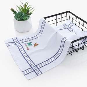 Petite serviette de cuisine à carreaux européenne américaine fraîche, biseautée, séchage rapide, coton doux, polyester, usage domestique, qualité de luxe - Product Image 3