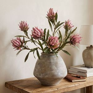 ช่อดอกไม้ประดิษฐ์ ยี่ห้อ Yihua รุ่น King Protea สีชมพูแดง สำหรับตกแต่งบ้านและโต๊ะทำงาน - Product Image 2