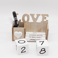 Porte-stylo en bois créatif en forme de cœur, style simple, avec calendrier de bureau en bois – Ensemble de décoration