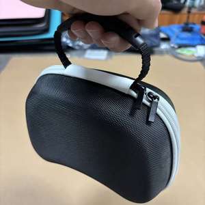 Estuche Compacto Tech Geeks |   Almacena el controlador y los accesorios en un solo lugar - Product Image 3