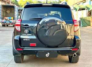 SUV Usada Bien Equipada: <span class=keywords><strong>Toyota</strong></span> <span class=keywords><strong>RAV4</strong></span> Luxury Navi <span class=keywords><strong>2009</strong></span>, Motor 2.4L, Navegación y Confort de Fábrica, <span class=keywords><strong>4x4</strong></span> Confiable - Product Image 3