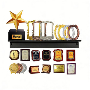 Medallas Deportes Baloncesto Fútbol Trofeo <span class=keywords><strong>de</strong></span> fútbol <span class=keywords><strong>Trofeos</strong></span> Copa y medallas Premios <span class=keywords><strong>de</strong></span> metal personalizados <span class=keywords><strong>Placas</strong></span> Medallas Trofeo Artesanía - Product Image 6