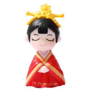 Figuritas en <span class=keywords><strong>miniatura</strong></span> <span class=keywords><strong>muñecas</strong></span> nuevas parejas <span class=keywords><strong>antiguas</strong></span> Mini adornos de plástico estilo chino regalos de boda coche de escritorio decoración del hogar - Product Image 1