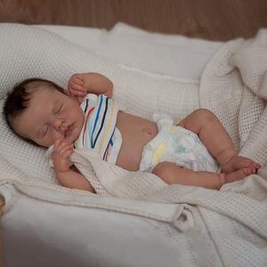 Оптовая продажа 19-дюймовые реалистичные куклы Reborn Baby - Product Image 2