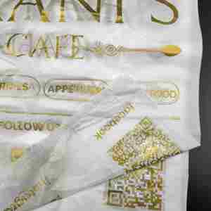 Bolsas de plástico de grado alimenticio con logotipo personalizado impreso flexo para camisetas con asas para almacenamiento de ropa transporte supermercados - Product Image 5