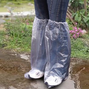 Fundas de zapatos transparentes impermeables al por mayor de fábrica, fundas de zapatos desechables a prueba de lluvia, impermeables para rafting al aire libre. - Product Image 3