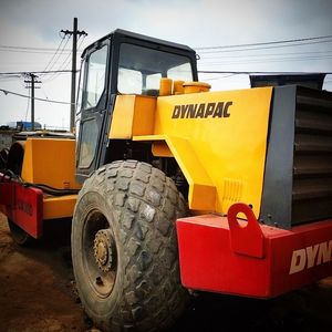 Faible heure de travail Rouleau de route Dynapac CA30D d'occasion à vendre - Product Image 2