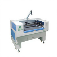 Machine de découpe laser CO2 numérique automatique à détection de bord automatique et refroidissement par eau pour textiles de formes spéciales et matériaux flexibles ODM
