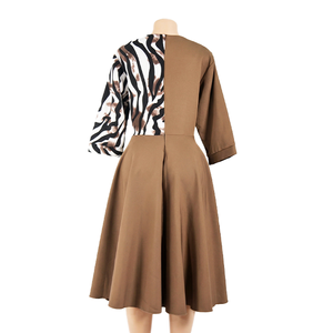 Übergröße Lässiges Kleid mit Geraffter Taille für Damen Elegantes Gemischtes Design für Mädchen ab 18 Jahren Lässiges Langes Afrikanisches Kleid Casual Damenmode - Product Image 4