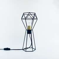 Lampe de table en fer doré pour la vente en gros, lampe de chevet pour chambre à coucher, décoration intérieure, vente chaude