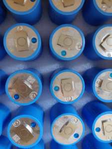 Pin Lithium LIFEPO4 hình trụ bán chạy EV E C40 40135 3.2V 20A dùng cho xe điện, xe đạp điện tự chế 12V 20Ah 36V 48V - Product Image 5