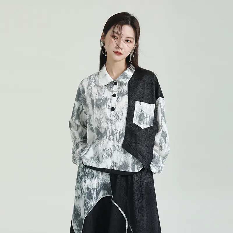 2023 Pakaian Musim Semi Niche Desain Tie-Dye Lengan Panjang T-shirt Jahitan Saku Kerah Atas Perempuan