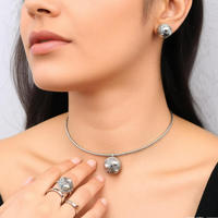 Ensemble de bijoux en acier inoxydable cercle creux pour femmes, collier ras-du-cou, bracelet, boucles d'oreilles clous, bague, or et argent, ensemble d'ornements de mode en gros