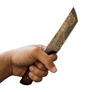 Cuchillo de Hoja Fija de Acero Damasco y Cobre con Mango de Madera, Personalizable, para Caza, Camping y Supervivencia - Product Image 1