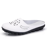 Nouvelles mules plates ajourées à bout ouvert pour femme, grande taille, en cuir véritable, tendance mode printemps-automne 2025