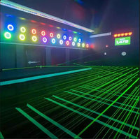 Jeu de labyrinthe laser mobile d'intérieur activé par la lumière laser pour les parcs de trampolines d'aventure Salle d'activités Parc d'attractions