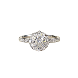 Anillo de compromiso de oro macizo con diamante CVD cultivado en laboratorio, corte Asscher, con halo de 3 piedras - Product Image 1