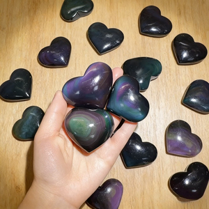 Vente en gros d'objets artisanaux en cristal naturel de haute qualité, cœur en obsidienne arc-en-ciel, pour la décoration de la maison - Product Image 6