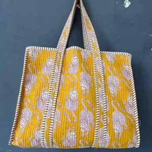 Sac de transport matelassé en coton, multifonctionnel, en tissu imprimé traditionnel, sac à bandoulière pour voyage et shopping - Product Image 1