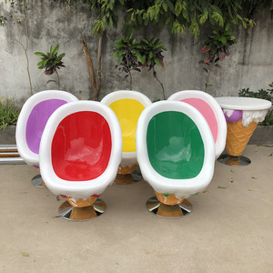 Parco a tema decorazioni per esterni grandi sedie a cono gelato in fibra di vetro e statue in resina da tavolo per la decorazione del centro commerciale - Product Image 5