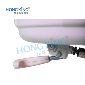 รถเข็นเด็กฮงซิง HX-B19 เตียงเด็กปรับระดับได้ ทำจากพลาสติก สำหรับใช้ในโรงพยาบาลและที่บ้าน - Product Image 2