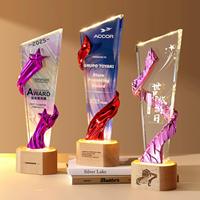 Nouveau trophée de cristal d'impression polychrome lumineux avec MH-J0799 de base de lumière en bois